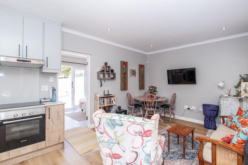 To Let 1 Bedroom Property for Rent in Meadowridge Western Cape